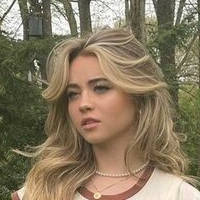 Тесс Холлоуэй Голая