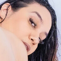 Пышная латина Голая