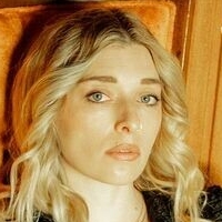 Верите Голая