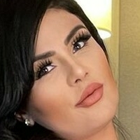 Вианей Фриас Голая