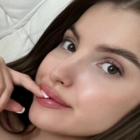 Викси Ди Голая