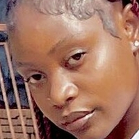 Вунене Тайво Мабунда Голая