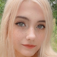 Якрисуу Голая