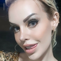 Йоиреневип Голая